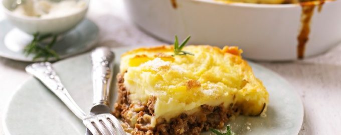 Casseruola di patate con carne macinata al forno