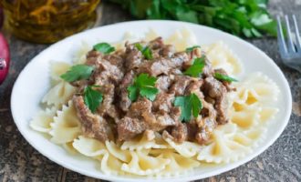 Stroganoff de ternera clásico