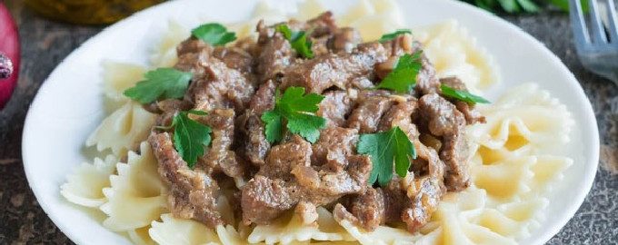 Klasický hovězí stroganoff