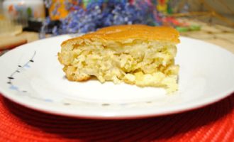 Jellied pie with cabbage