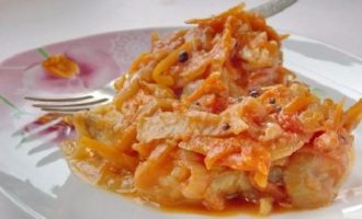 Podawać z puree ziemniaczanym, spaghetti lub płatkami zbożowymi.