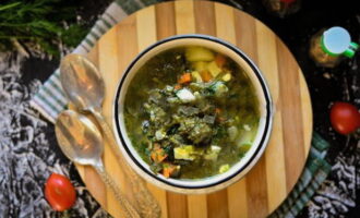 Cover the pan with a lid and leave for 10-15 minutes. When the sorrel cabbage soup is steeped, pour it into plates and serve. This soup goes well with cold sour cream or mayonnaise.