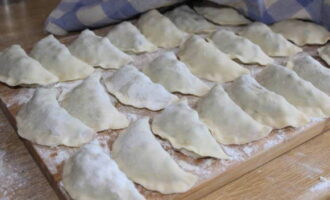 Robimy schludne pierogi.