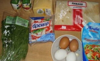 How to prepare a lavash roll with different fillings? Let's prepare the necessary ingredients. We wash the chicken eggs in advance, boil them, and cool them.