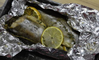 Bake the fish in the oven at 200 degrees for 1 hour.