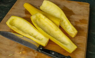 Cut the fruits into halves and remove the pulp and seeds.